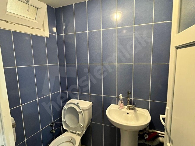 VD 282  DEN ALTINOVA ANA CADDE ARKASI KİRALIK DÜKKAN - Görsel 9