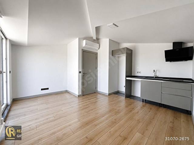 MUHTEŞEM DUBLEX DAİRE YÜKSEK TAVANLI 5+2 DENİZ MANZARALI - Görsel 24