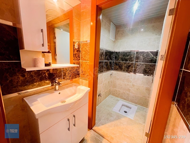 PURSAKLARDA SİTE İÇİNDE 4+1 TERAS BALKONLU LÜKS SATILIK DAİRE - Görsel 13