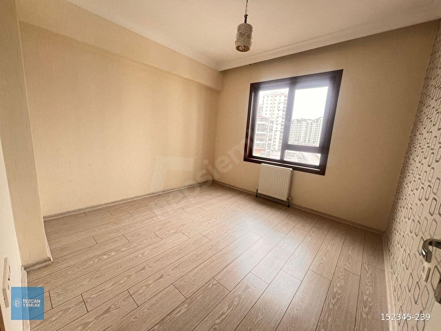 PURSAKLARDA SİTE İÇİNDE 4+1 TERAS BALKONLU LÜKS SATILIK DAİRE - Görsel 6