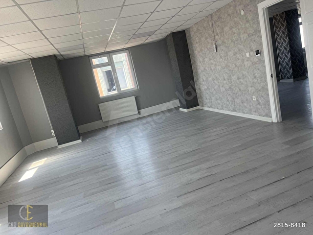 Bostancı İş Merkezinde Prestijli ve Hazır Kullanım Ofis - Görsel 11