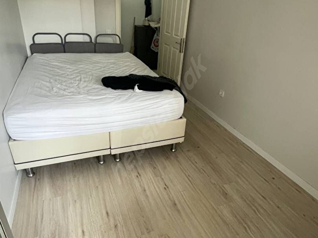 Aile apartmanında, Çift balkonlu, huzurlu 1+1, köşe daire - Görsel 10