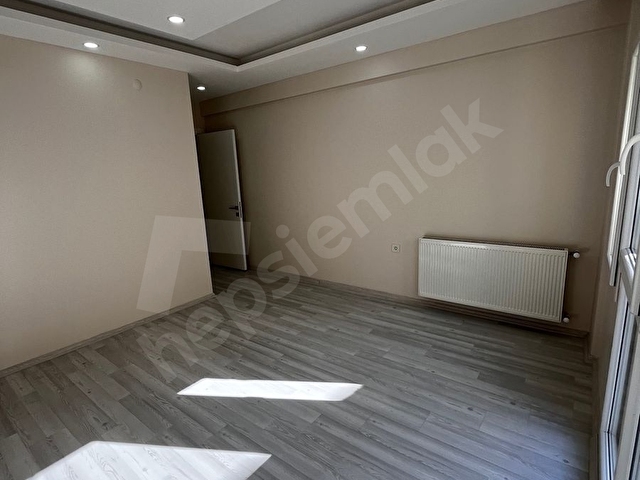 GAZİEMİR IRMAKDA KİRALIK 3+1 DAİRE - Görsel 13