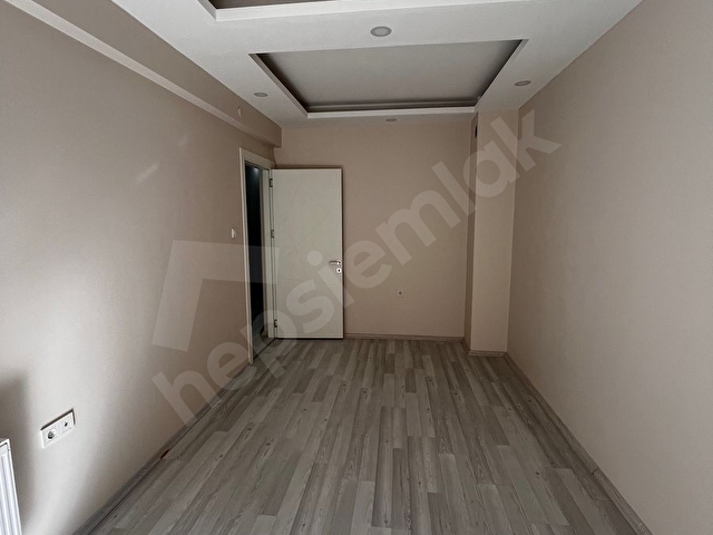 GAZİEMİR IRMAKDA KİRALIK 3+1 DAİRE - Görsel 15