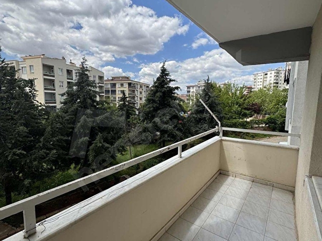 GÜNEYKENT MAHALESİNDE 3+1 160M2 - Görsel 24