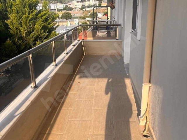 Yeni Foça Merkezde Havuzlu Sitede Marinaya 3 Dk Satılık daire - Görsel 5