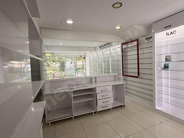 ACIBADEM DE TEPE NAUTİLUSA KOMŞU BOŞ KİRALIK DÜKKAN - Görsel 6