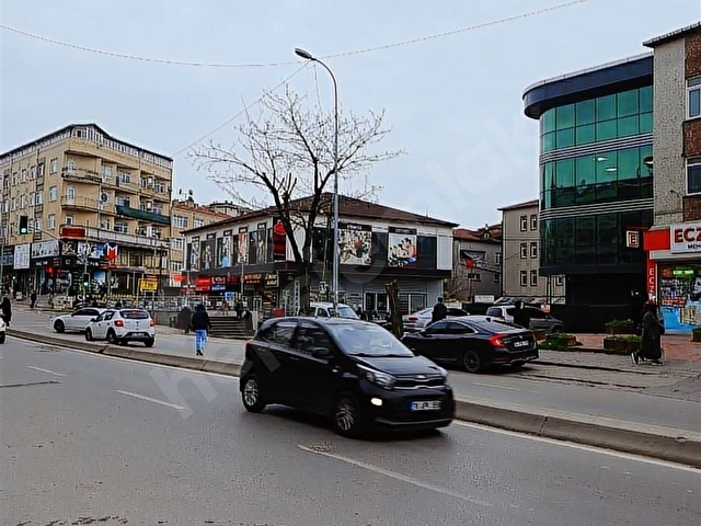 Alemdağ cad 0 noktada satılık 3 dükkan birden ya da ayrı ayrı - Görsel 2