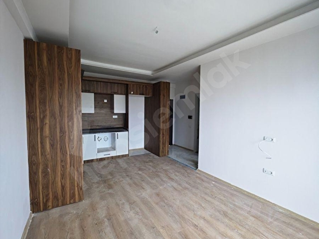 ERDEMLİ TÖMÜKTE HAVUZLU SİTE İÇİNDE 1+1 KİRALIK DAİRE - Görsel 10