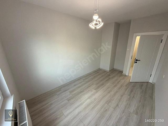 SİNCAN ERTUĞRULGAZİ MAH DE ARA KATTA SALON BAĞIMSIZ FULL YAPILI 3+1 DAİRE - Görsel 25