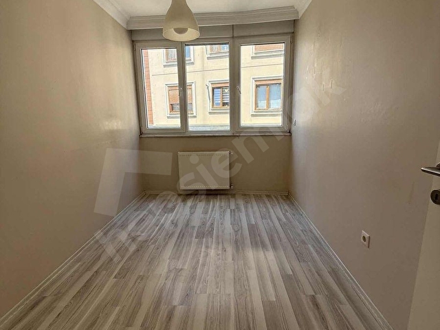 19 MAYIS KAZASKERde IŞIK KOLEJİNE KOMŞU 3+1 ARAKAT KOMBİLİ DAİRE - Görsel 21