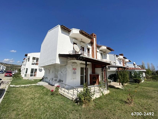 Tosun Emlak Tan Sarkoy Marmara 2 Sitesinde Deniz Manzarali Ferah 6700 2492 Hurriyet Emlak