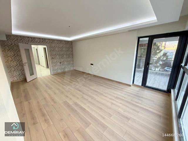 DEMİRAYDAN ÇALDIRAN PROTOKOL YOLU DİBİ 3+1 SIFIR DAİRELER ACİL - Görsel 5