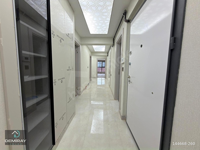 DEMİRAYDAN ÇALDIRAN PROTOKOL YOLU DİBİ 3+1 SIFIR DAİRELER ACİL - Görsel 25