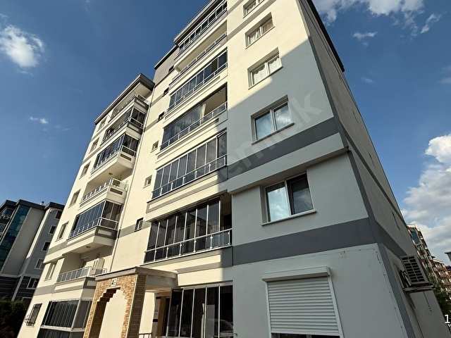 EVONADAN GÜZELYURT MÜKEMMEL KONUMLU FERAH 3+1 ARA KAT DAİRE