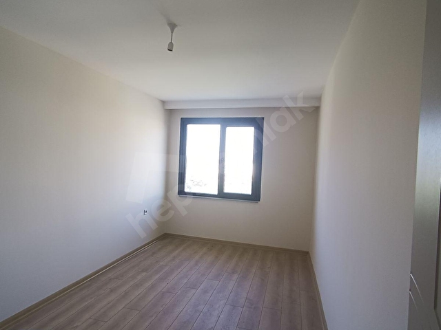 BELEDİYE VE KAYMAKAMLIĞA YAKIN YERDEN ISITMALI 2+1 DAİRE - Görsel 2