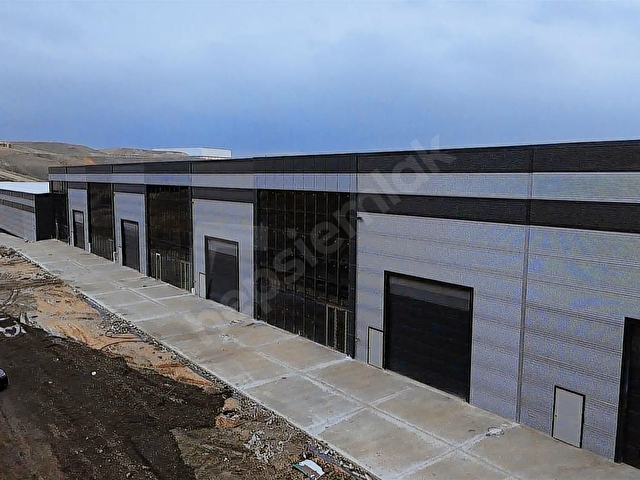 SARAYDA 1319m2 KİRALIK FABRİKALAR