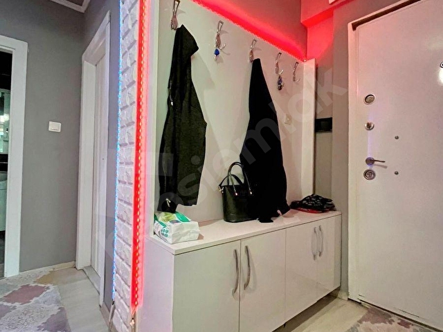 HİLALDEN YEŞİLBAYRDA CADDE DİBİ ÇİFT BALKONLU ASANSÖRLÜ DAİRE - Görsel 24