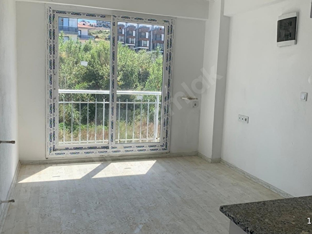 YENİFOÇA NAREZENEVLERİ BÖLGESİ MERKEZE YAKIN SIFIR SATILIK 2+1 - Görsel 14