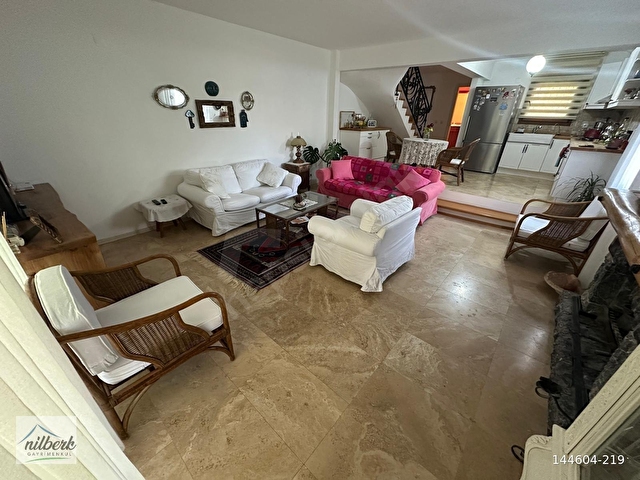 Çeşme Alaçatı Merkeze Yakın Nilberkden Bahçeli Kiralık Villa - Görsel 8