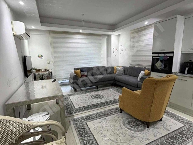 ANA CADDE ÜZERİ GENİŞ FERAH 2+1 SATILIK DAİRE