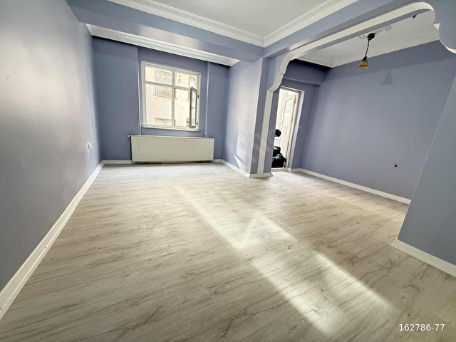 ÇAĞLAYAN METRO METROBÜSE YAKIN 2+1 80M2 BALKONLU TADİLATLI DAİRE - Görsel 3