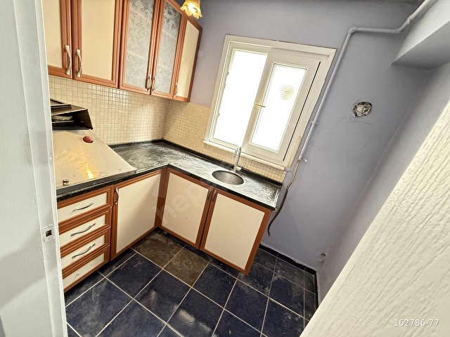 ÇAĞLAYAN METRO METROBÜSE YAKIN 2+1 80M2 BALKONLU TADİLATLI DAİRE - Görsel 11