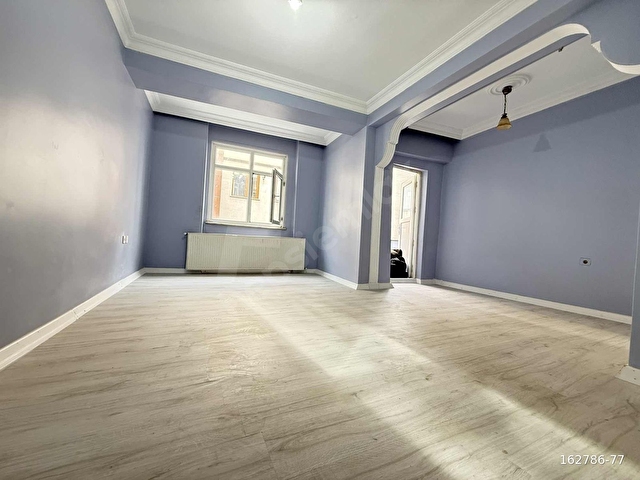 ÇAĞLAYAN METRO METROBÜSE YAKIN 2+1 80M2 BALKONLU TADİLATLI DAİRE - Görsel 4