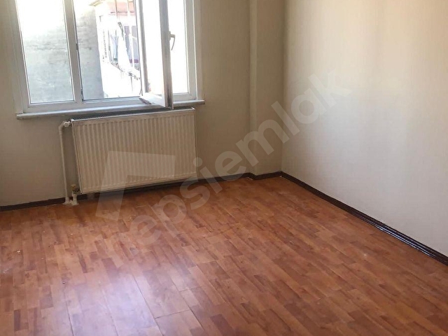 SATILIK 2+1 CADDE ÜZERİ MERKEZİ KONUM - Görsel 5