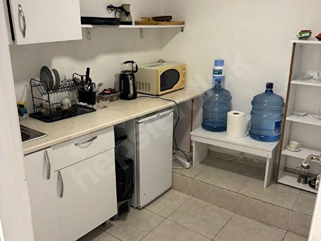 ŞİŞLİ MERKEZDE HASAT SOKAK GİRŞİNDE 2 KATLI GÜZELLİK MERKEZİ KİRA 40,000 TL - Görsel 11