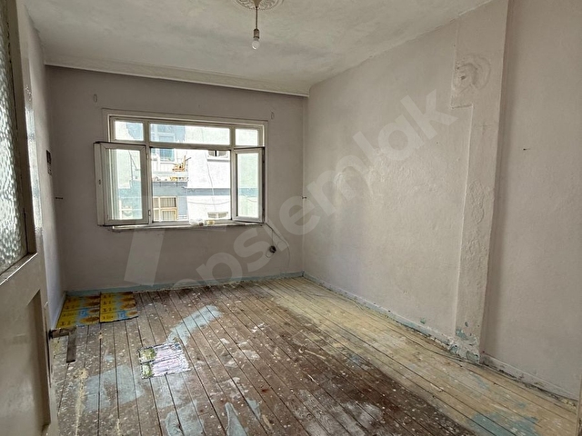 BEYOĞLUN DA VİZE MERKEZİNE 2 DK SATILIK BİNA - Görsel 19