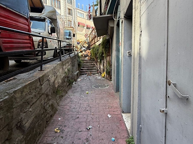 BEYOĞLUN DA VİZE MERKEZİNE 2 DK SATILIK BİNA - Görsel 26