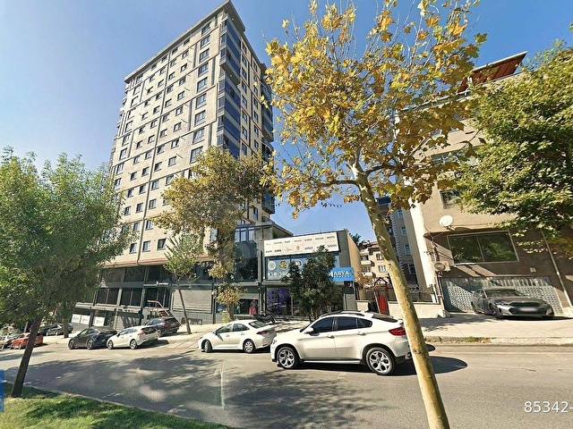 METRO 2 DK MANOLYA PARK SATILIK CADDE CEPHE 2+1 80 M2 DAİRE