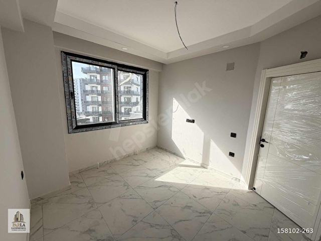 PARLADAN LİPARİS KREMLİN DE AQUA PARKLI SIFIR 1+1 LÜX DAİRE - Görsel 8