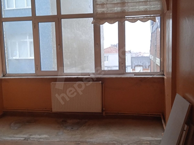ÇELİKTEPE DE 2+1 70 M2 KİRALIK DAİRE AKSU EMLAK TAN - Görsel 9
