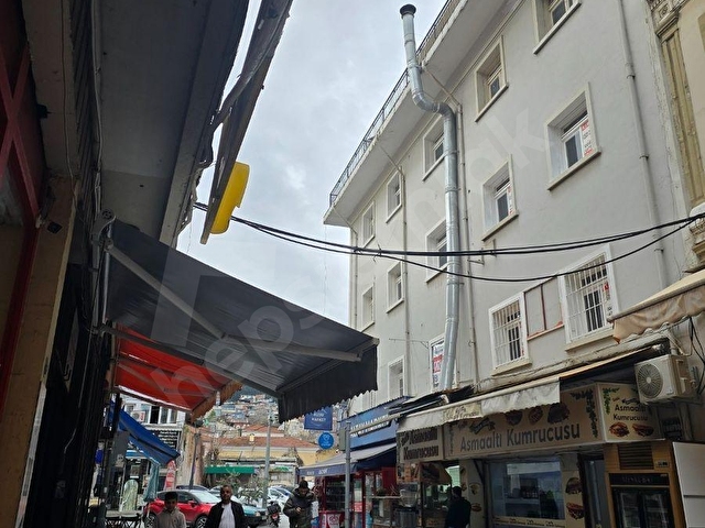 Egestate Gayrimenkulden Kemeraltında merkezi yerde kiralık ofisler - Görsel 6