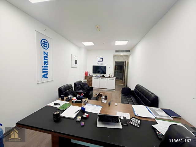 SARPHAN FİNANSPARKTA HAVUZ CEPHELİ KİRALIK OFİS - Görsel 4