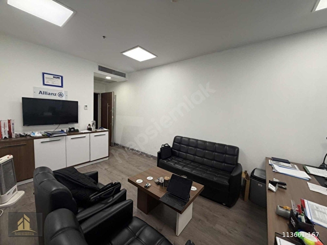 SARPHAN FİNANSPARKTA HAVUZ CEPHELİ KİRALIK OFİS - Görsel 19
