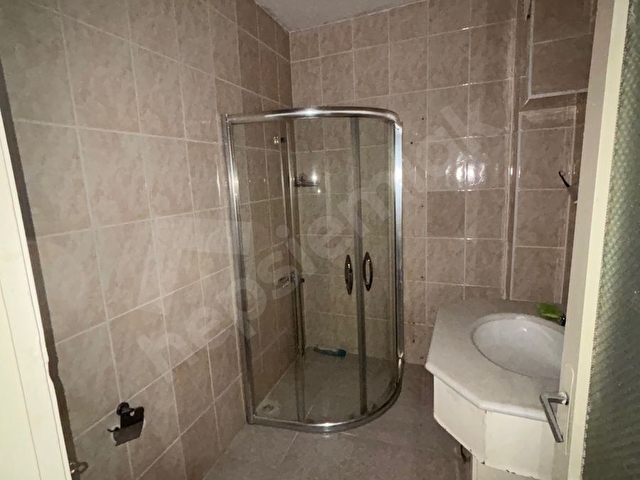 Merkezi Konumda 2+1 Kiralık Daire - Görsel 11
