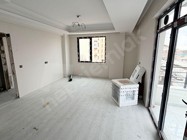 KOCABIYIK GAYRİMANKULDEN ARA KAT SATILIK DAİRE - Görsel 2