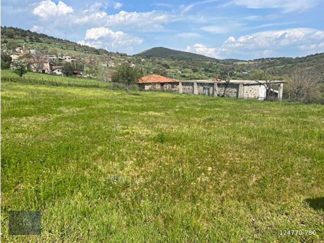 ÇANAKKALE BAYRAMİÇ SÖĞÜTGEDİĞİ KÖYÜNDE SATILIK İMARLI ARSA - Görsel 4
