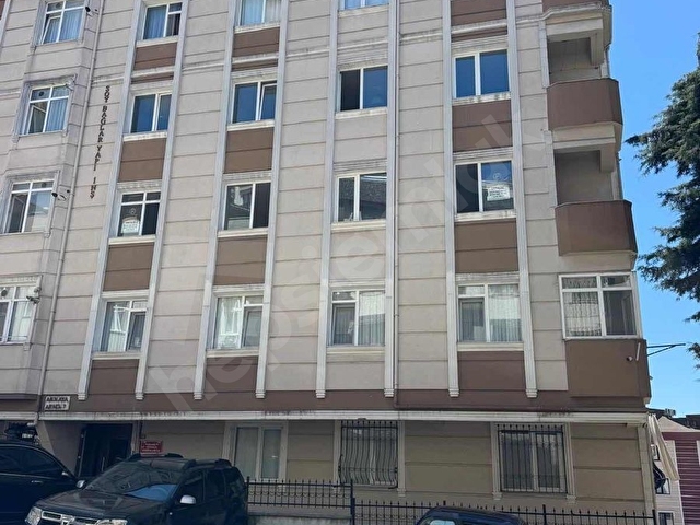 Ümraniye / İstiklal Mh.kat 2.asansorsuz.otoparkli.irtifakli - Görsel 2