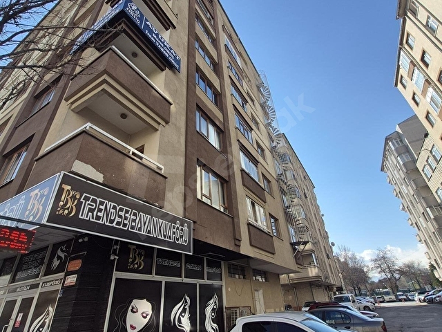DEĞER GYO 4+1 BÜRO,OFİS,DAİRE 250 M2 MERKEZ DE YANGIN MERDİVENİ