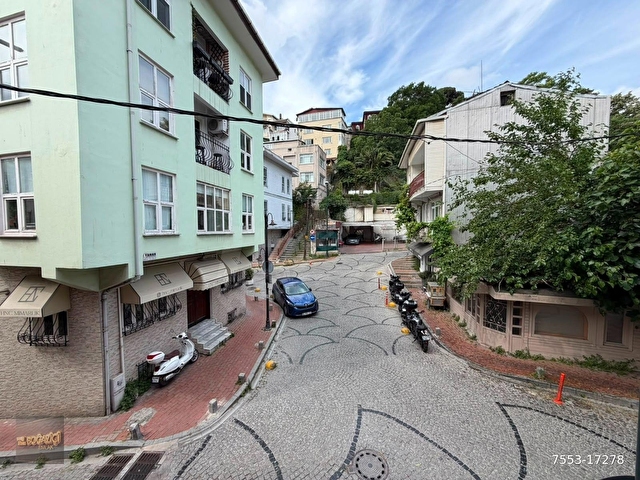ARNAVUTKÖY İSKELESİNE ÇOK YAKIN İÇİ YENİLENMİŞ, EŞYALI 100m2 2+1 DAİRE - Görsel 12