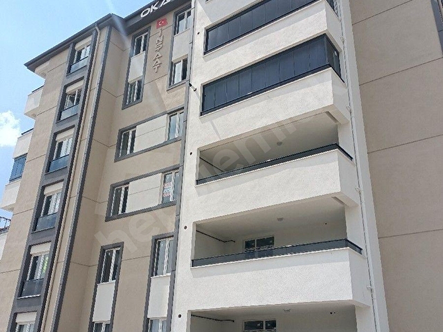 Camikebir mahallesi meydan başı mezarlığı yanı 2+1 kiralık arakat daire