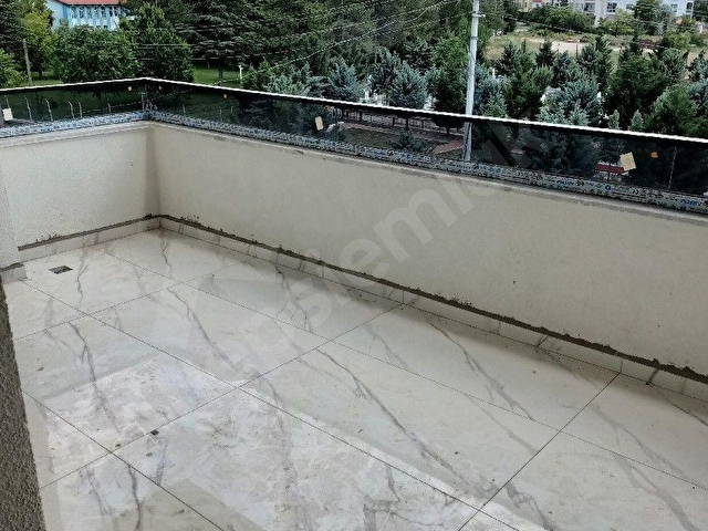 Camikebir mahallesi meydan başı mezarlığı yanı 2+1 kiralık arakat daire - Görsel 13