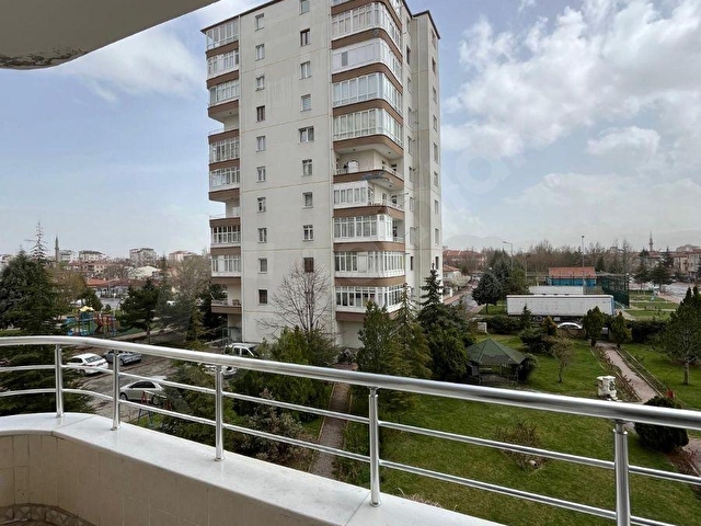 BAYKALDAN YENİMAHALLEDE MUHTEŞEM KONUMDA 3+1 - Görsel 5
