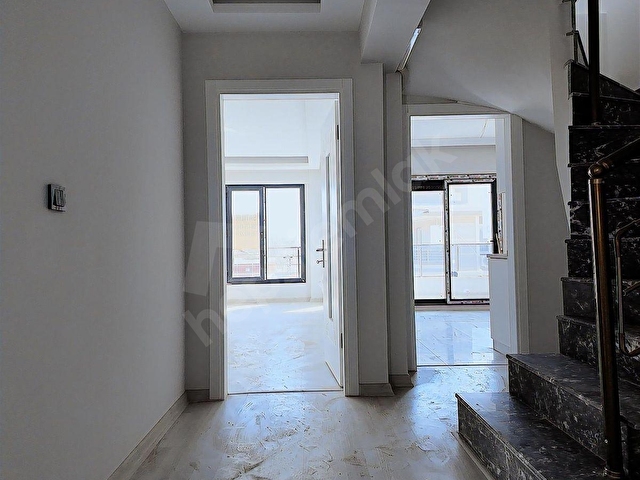 REŞATBEY MERKEZİ KONUMDA SIFIR 215 M2 5+1 ASANSÖRLÜ DUBLEKS - Görsel 2