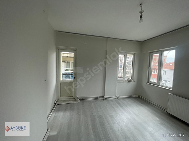 SULUKÖPRÜDE EMEK CADDESİNDE KİRALIK - Görsel 7