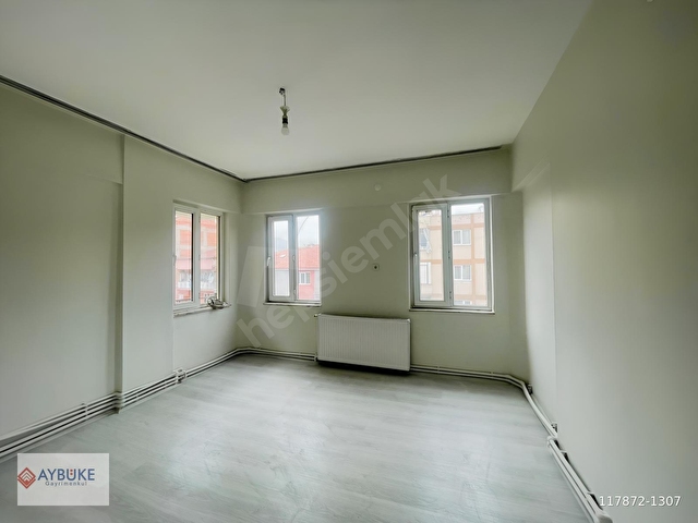 SULUKÖPRÜDE EMEK CADDESİNDE KİRALIK - Görsel 3